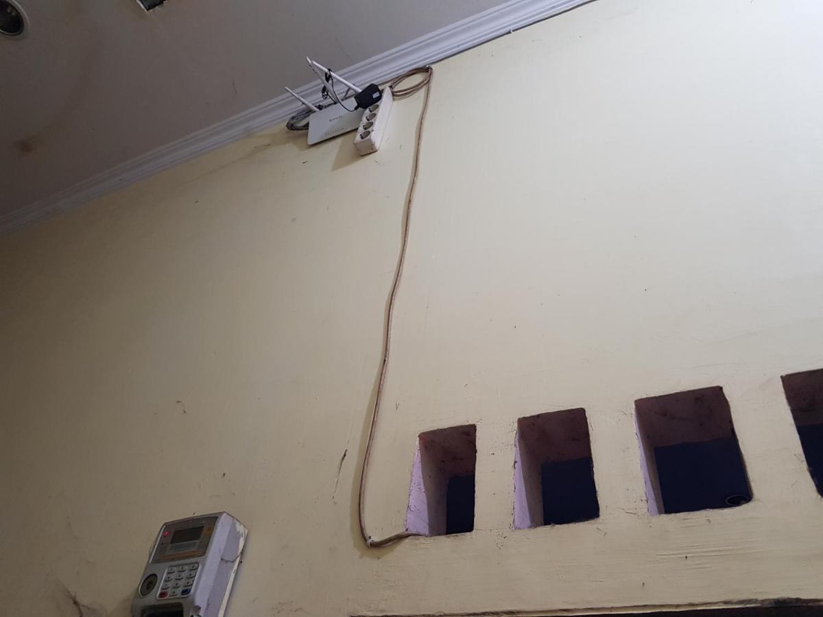 Oyo 93162 Cempaka Syariah Hotel Medan Bagian luar foto